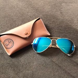 Ray ban sunglasses with case